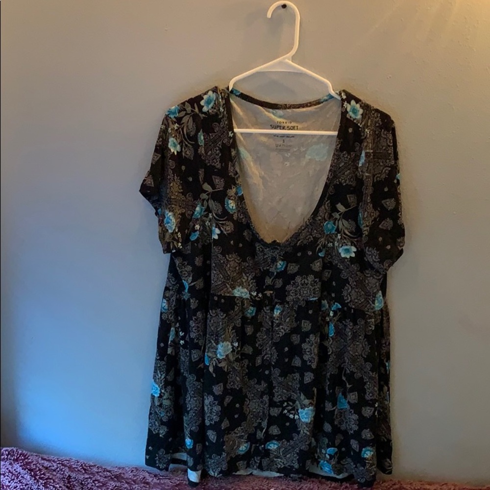 Black grey and blue button up shirt